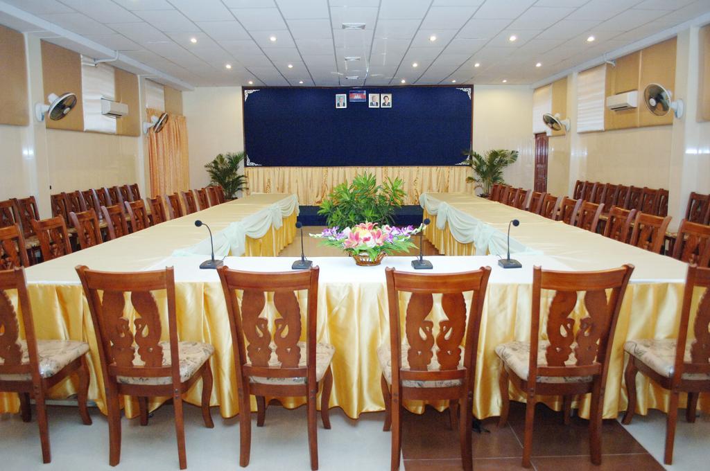 Reaksmey Battambang Hotel Zimmer foto