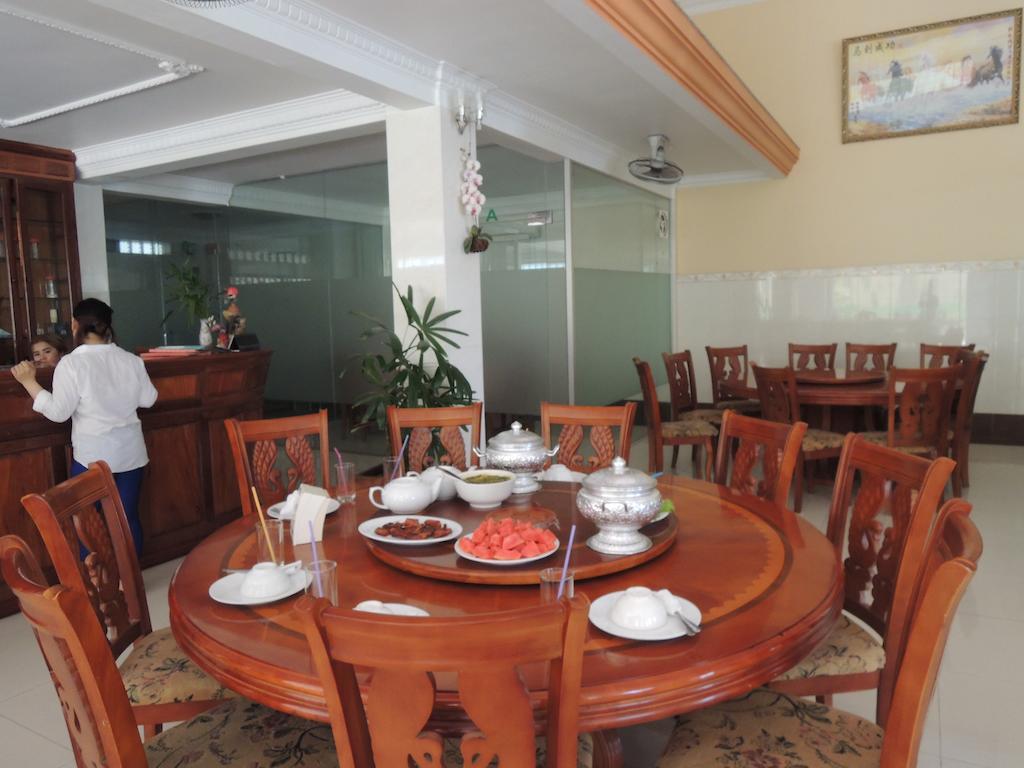 Reaksmey Battambang Hotel Exterior foto
